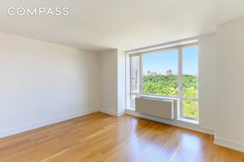 wide photo