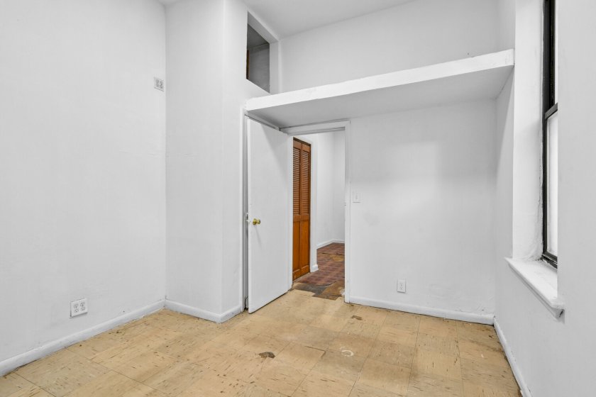 wide photo