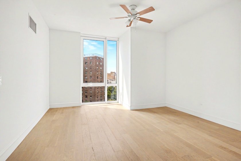 wide photo
