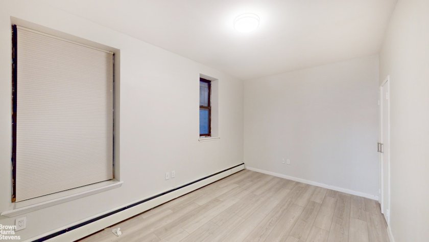 wide photo