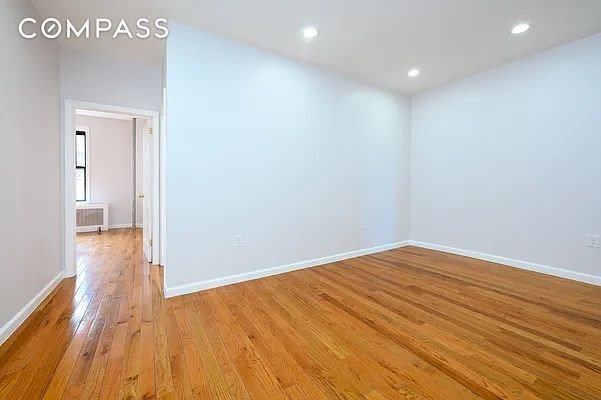 wide photo