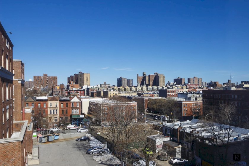 wide photo