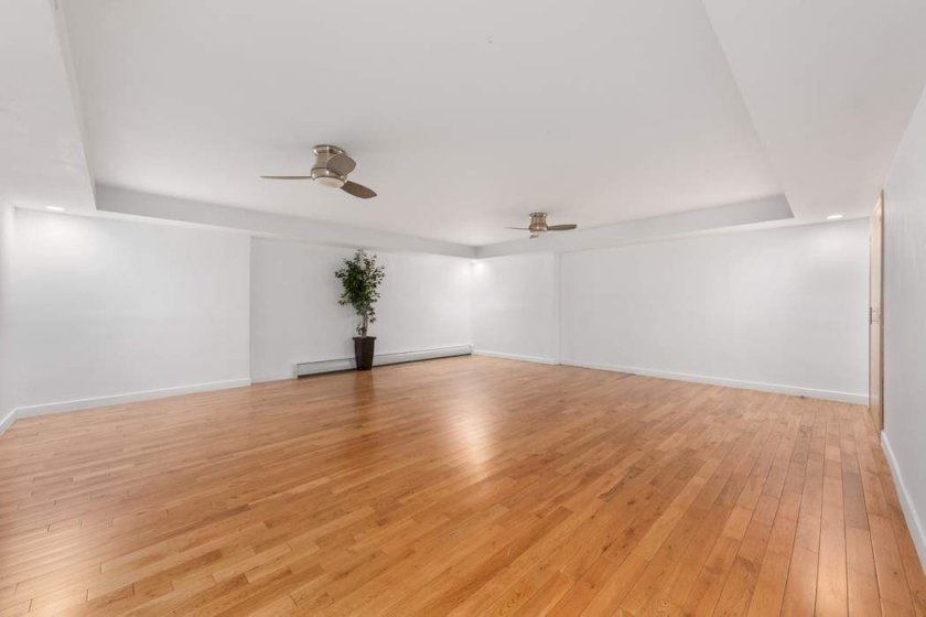 wide photo