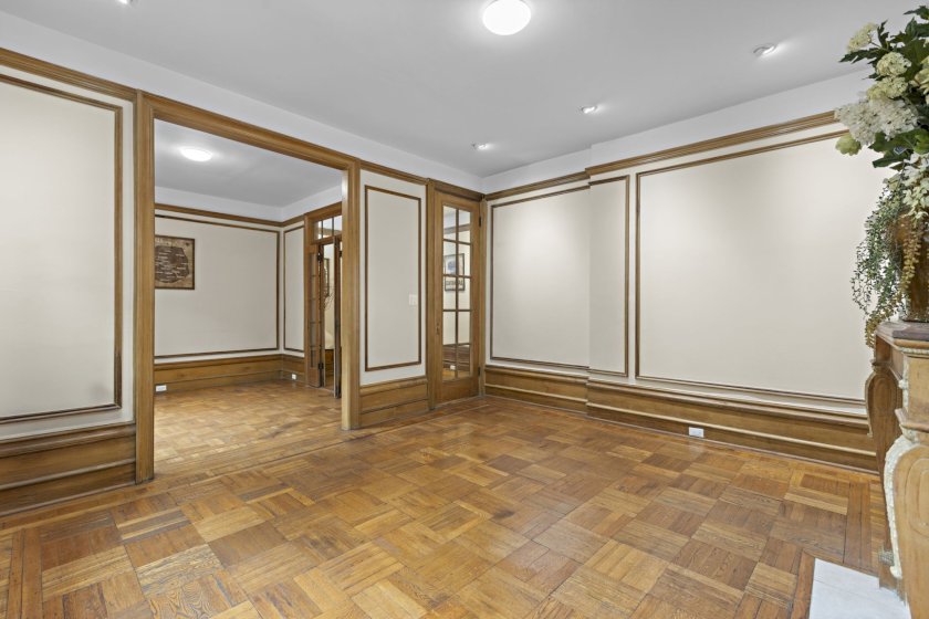wide photo