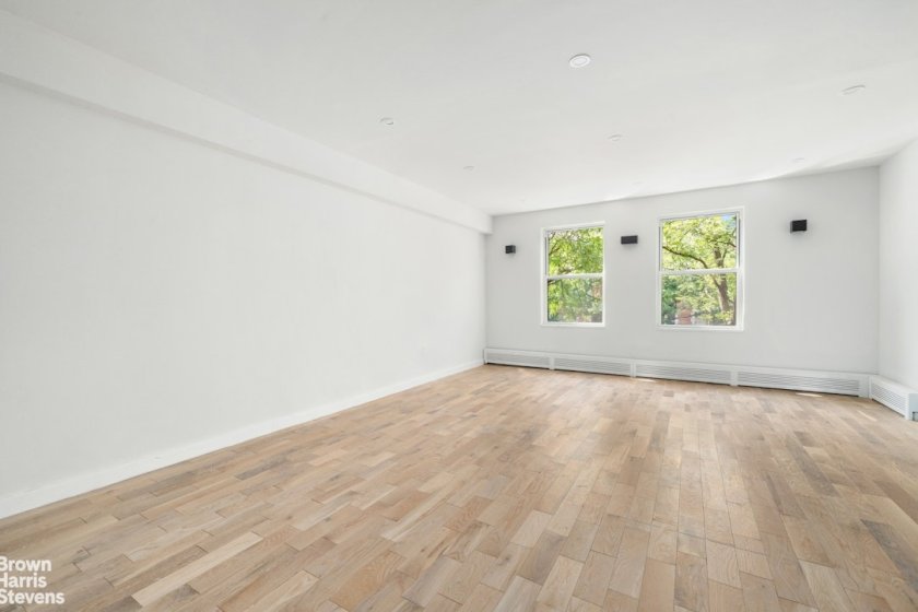 wide photo