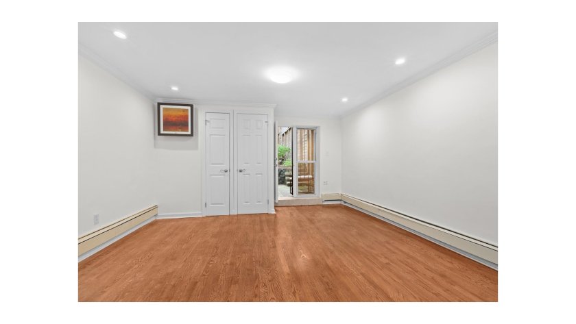 wide photo
