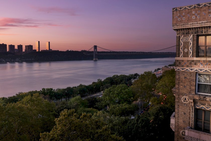 wide photo