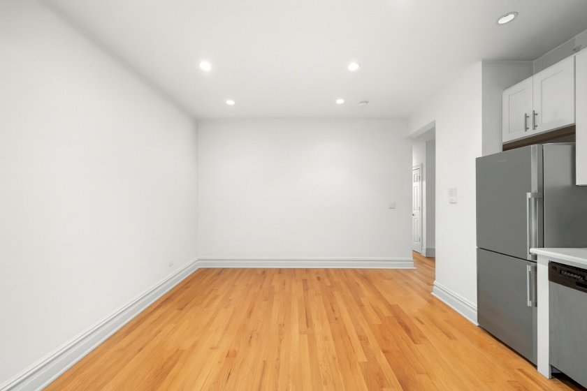 wide photo