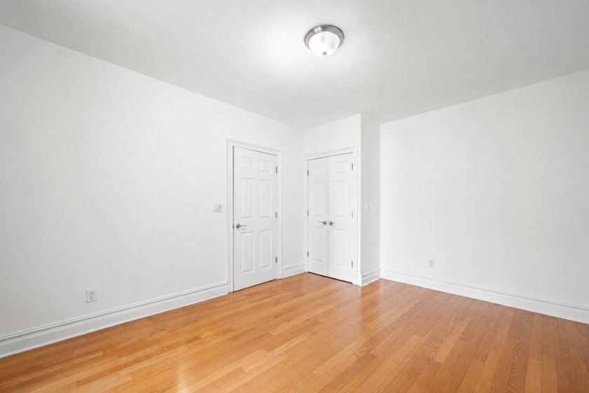 wide photo