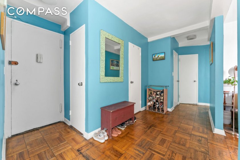 wide photo
