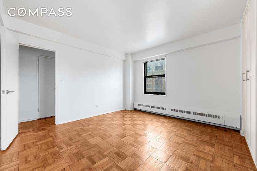 wide photo