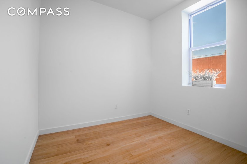 wide photo