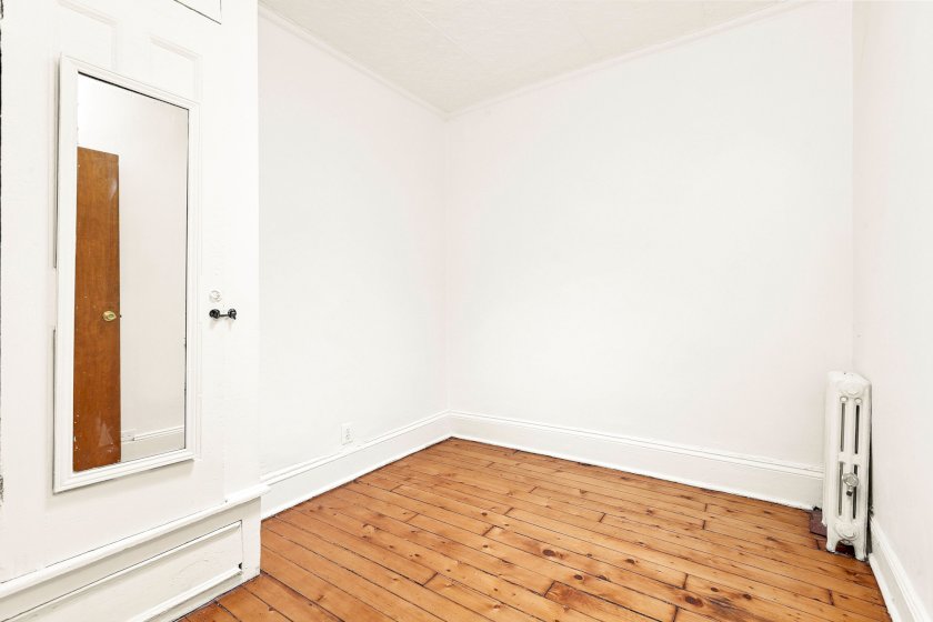 wide photo