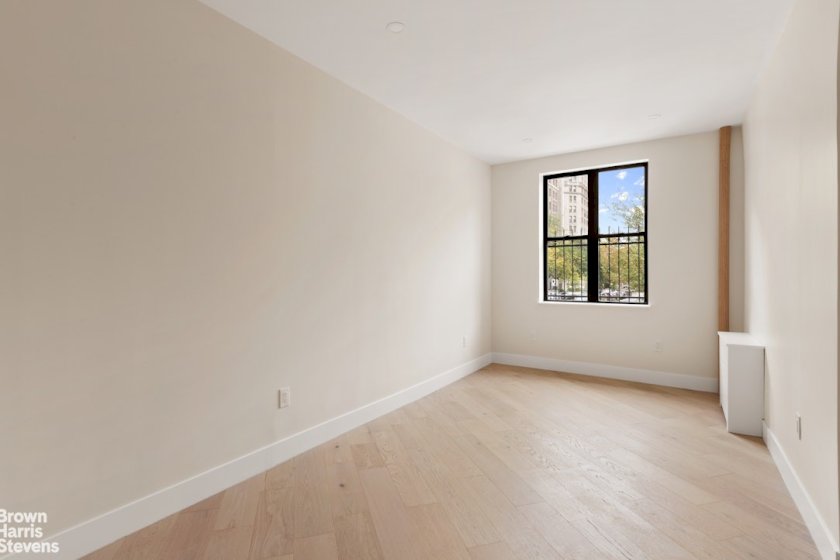 wide photo