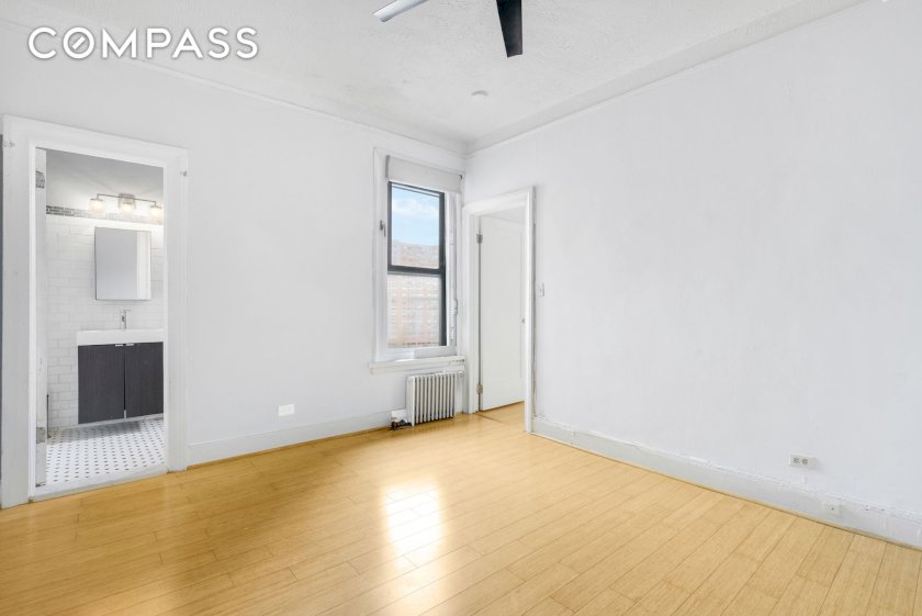wide photo