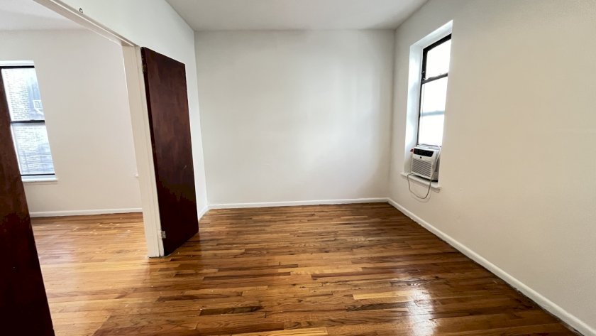 wide photo
