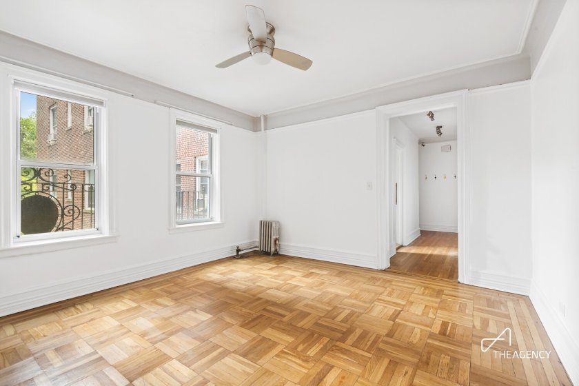 wide photo