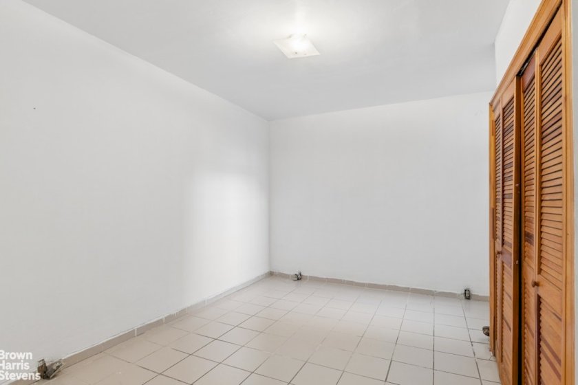 wide photo