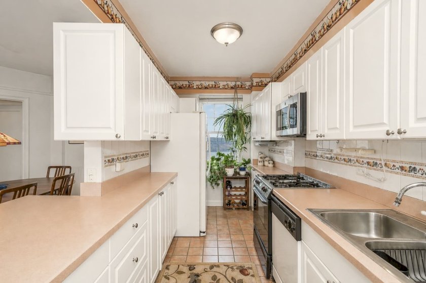 wide photo
