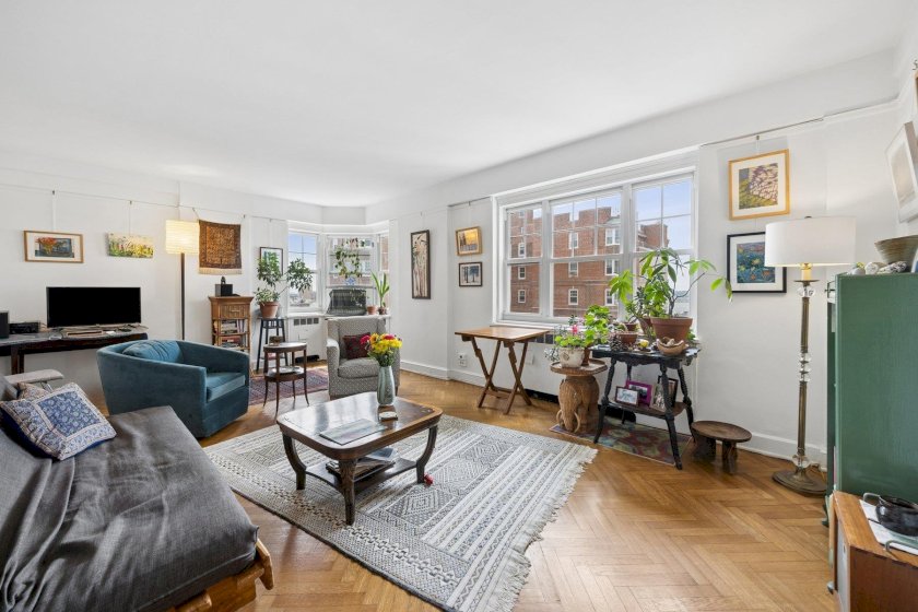 wide photo