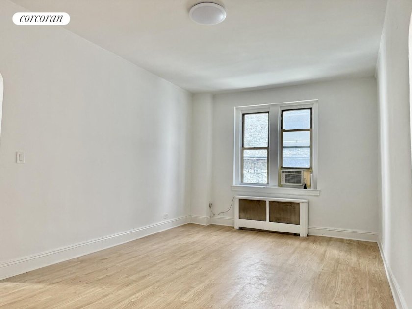 wide photo