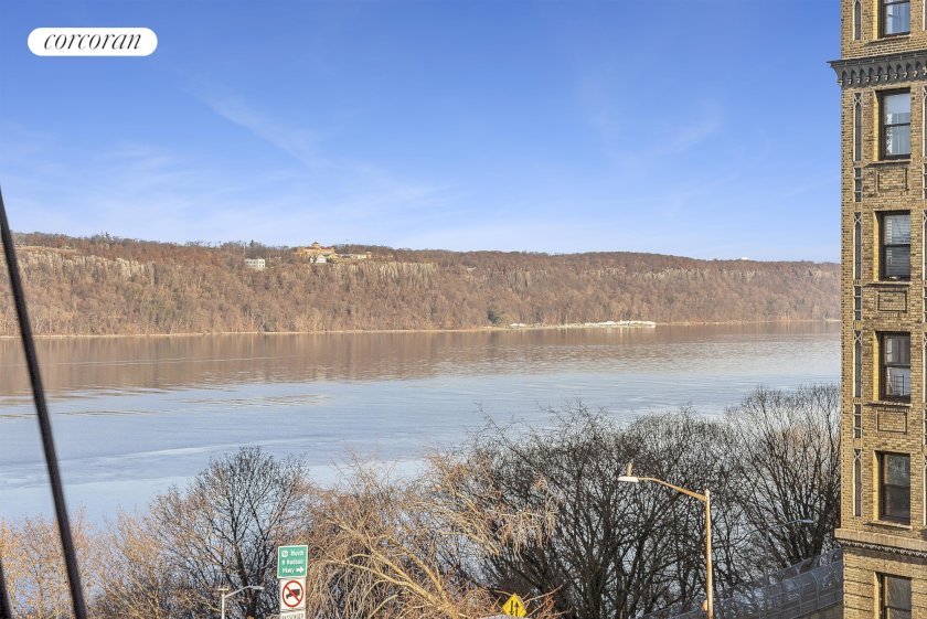 wide photo