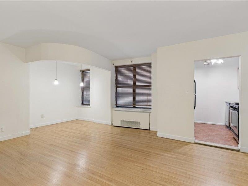 wide photo