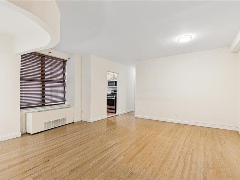 wide photo
