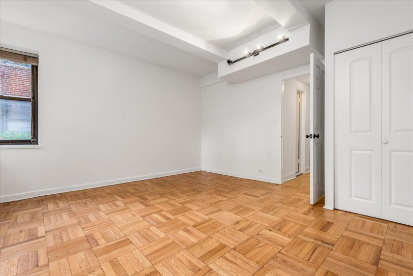 wide photo