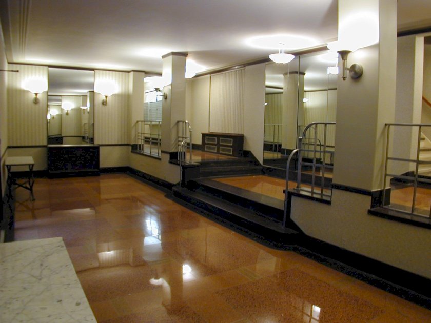 wide photo