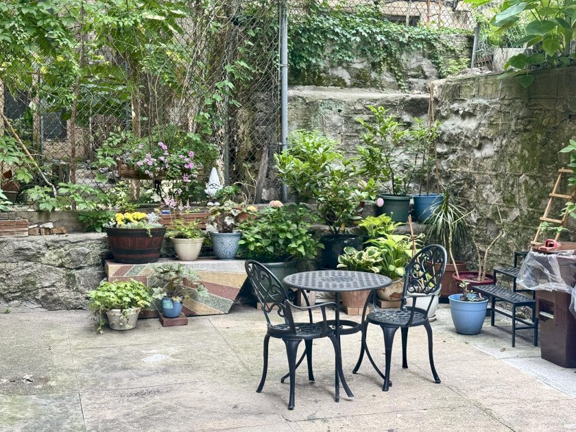 wide photo