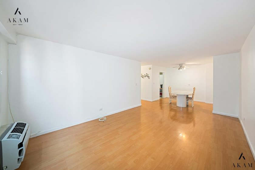 wide photo