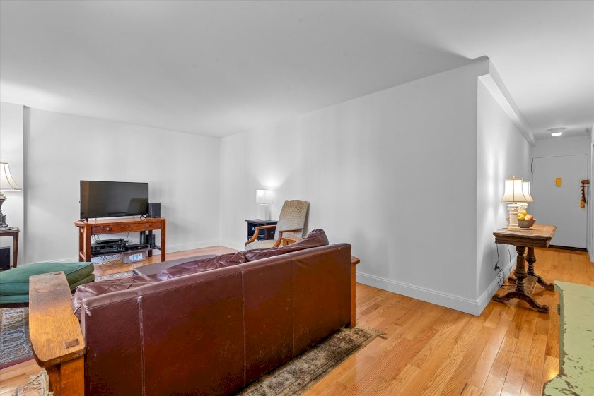 wide photo
