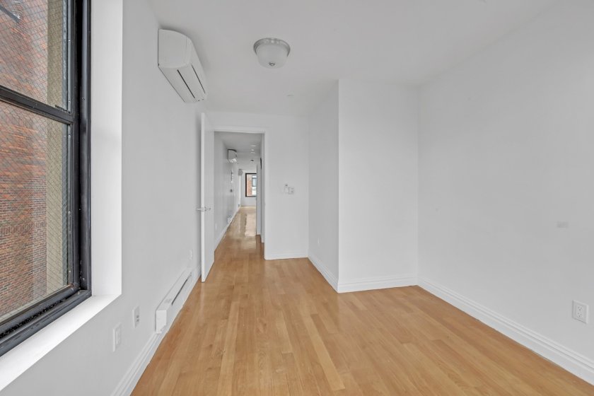 wide photo