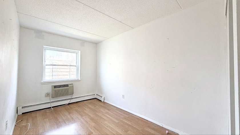 wide photo