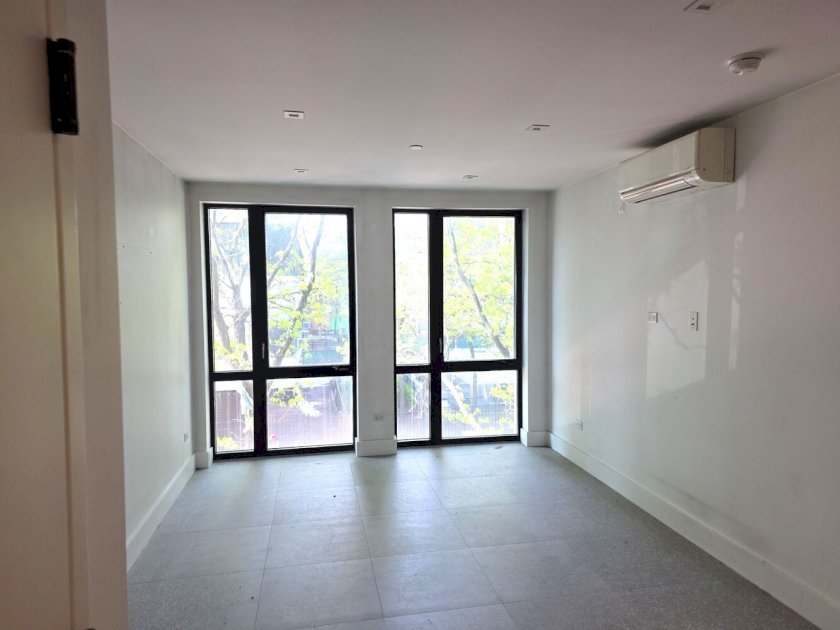 wide photo