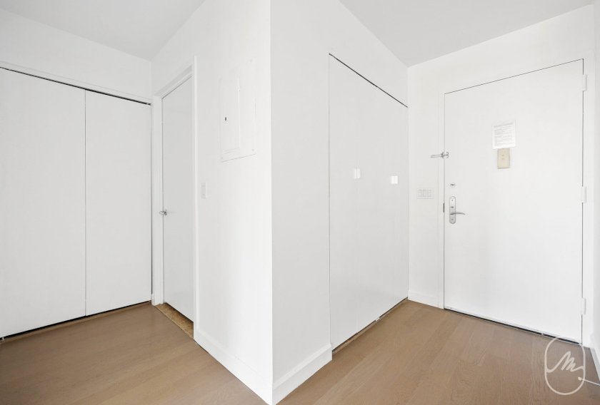 wide photo