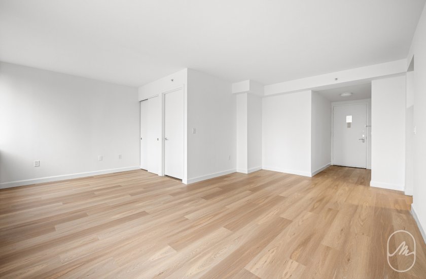 wide photo