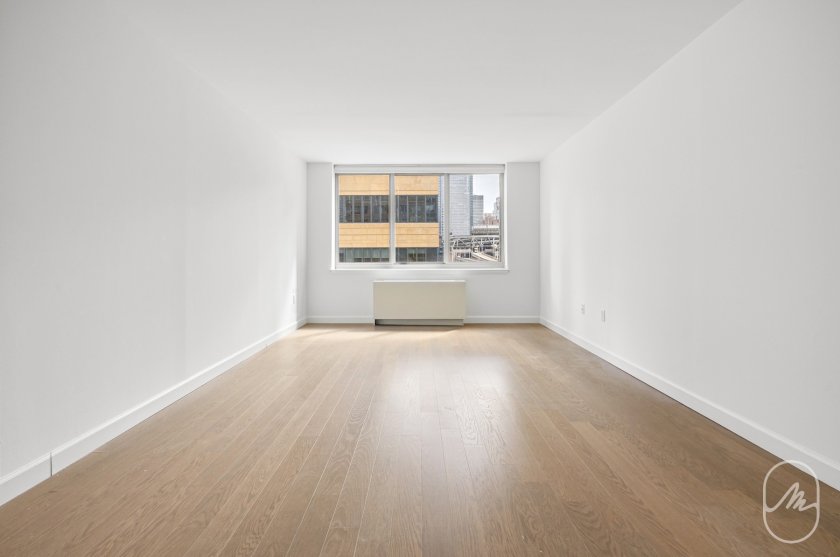 wide photo