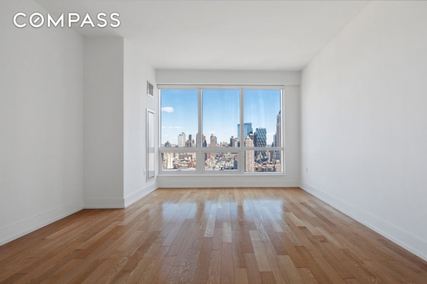 wide photo