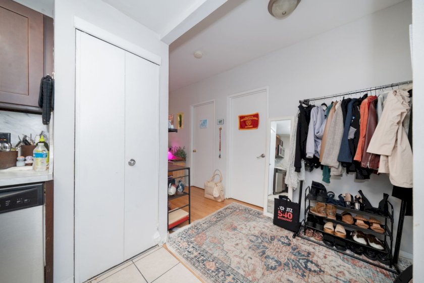 wide photo