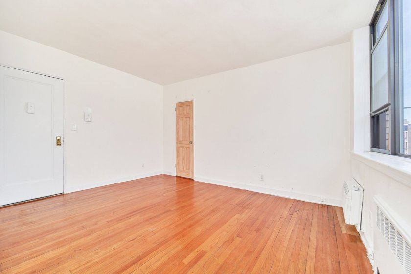 wide photo