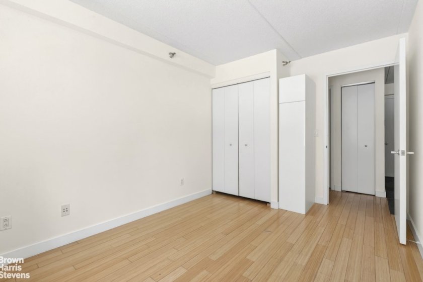 wide photo