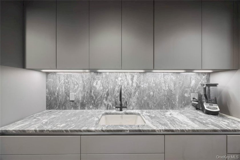 wide photo