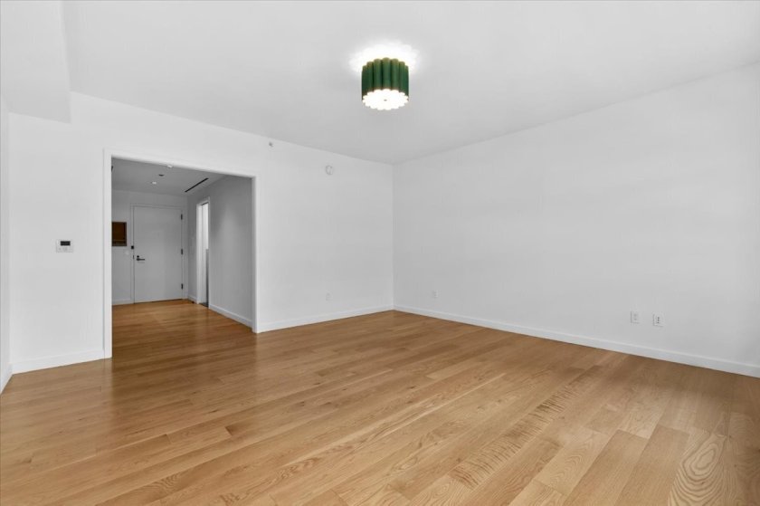 wide photo