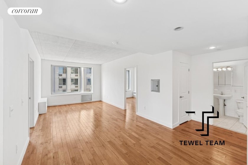 wide photo