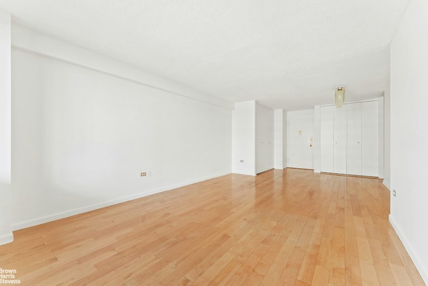wide photo