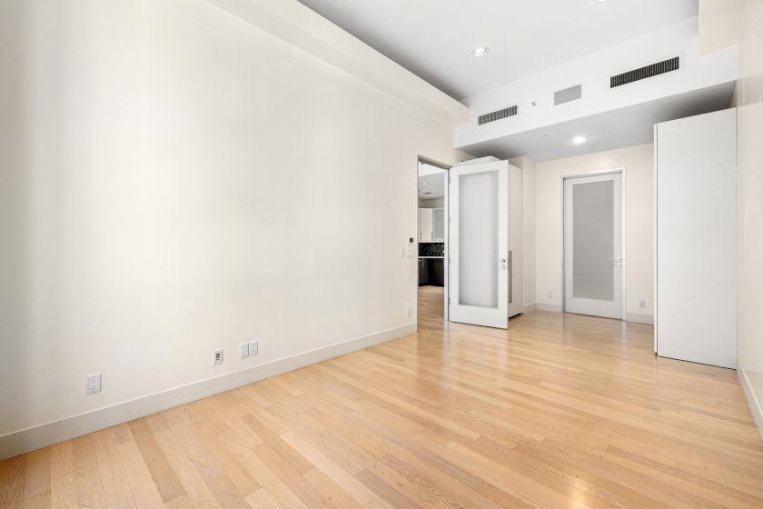 wide photo