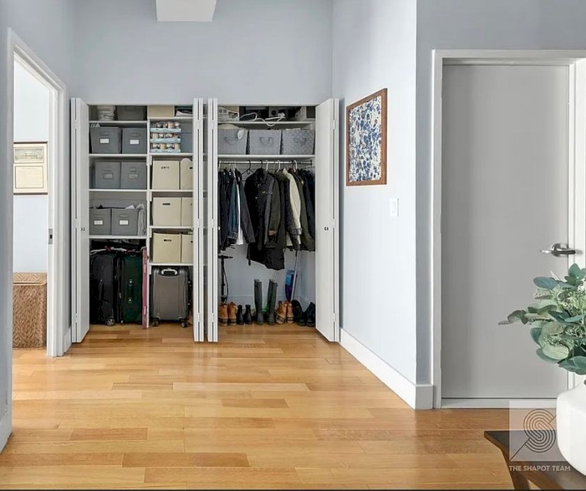 wide photo