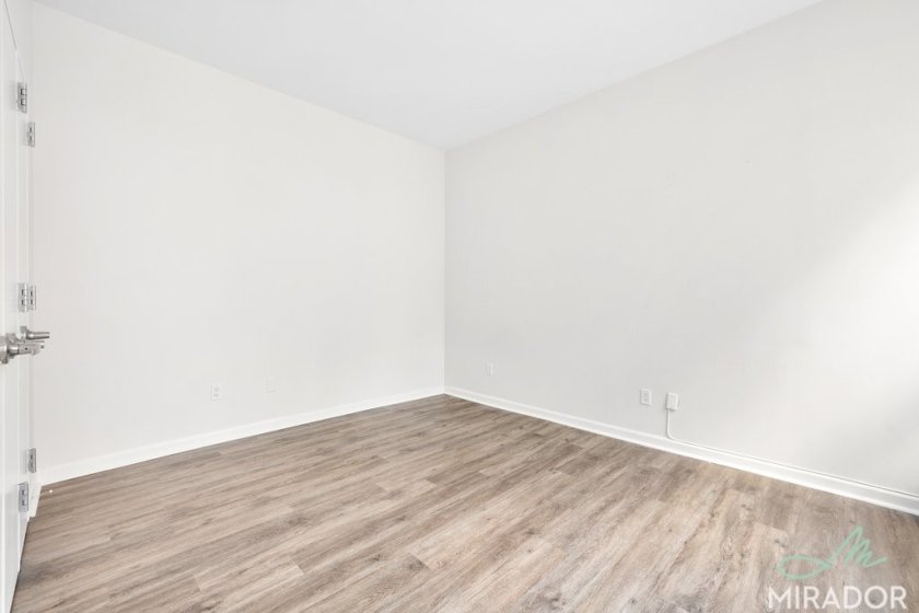 wide photo